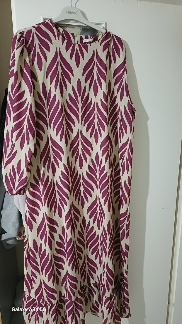 Bordo Desenli V Yaka Uzun Kadın Elbise - Görsel 3