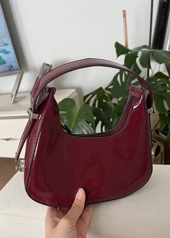 Beden Bordo Parlak Deri Fermuarlı Kadın Çanta