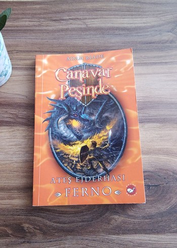 Canavar Peşinde Ateş Ejderhası Ferno Kitabı