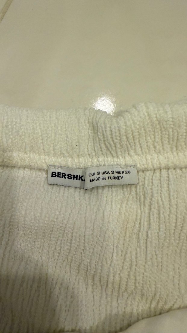 Beyaz Keten Kayık Yaka Uzun Kollu Bluz - Görsel 2