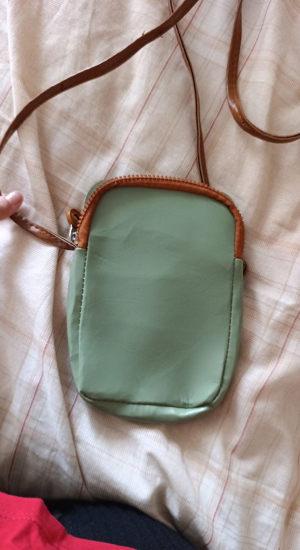 Bej Minimalist Kadın Çapraz Çanta - Görsel 4