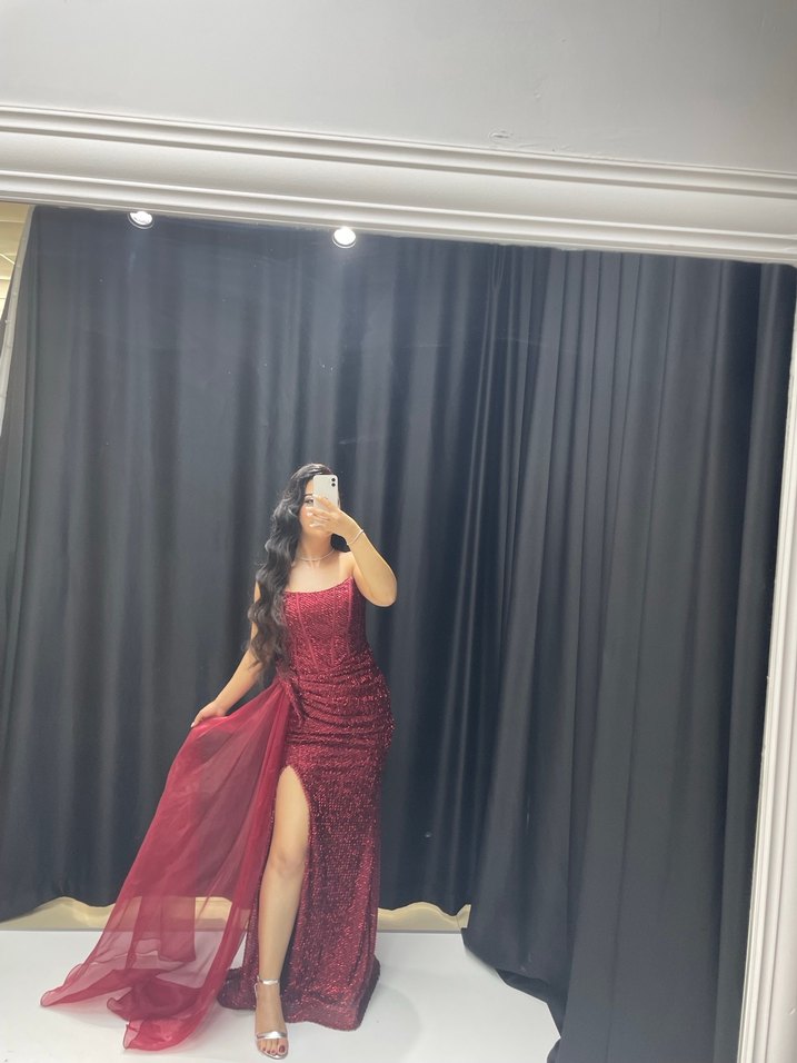 Bordo Drapeli Straplez Uzun Abiye - Görsel 2