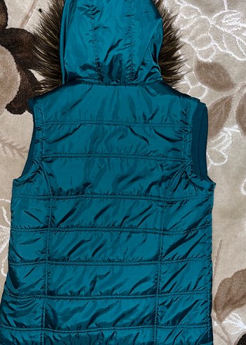 LCW Turkuaz Nakışlı Kürklü Genç Kız Yelek - Görsel 3