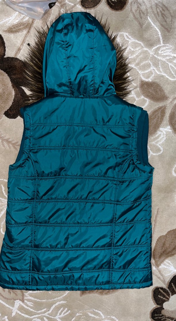 LCW Turkuaz Nakışlı Kürklü Genç Kız Yelek - Görsel 3