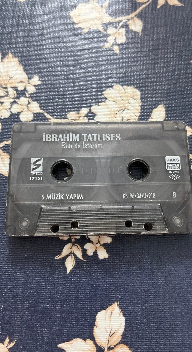 İbrahim Tatlıses - Ben de İsterem Kaset NOSTALJİK - Görsel 2