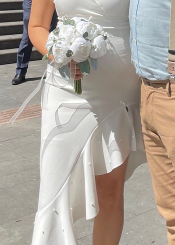 Beyaz Asimetrik İnce Askılı İncili Nikah Elbisesi - Görsel 3