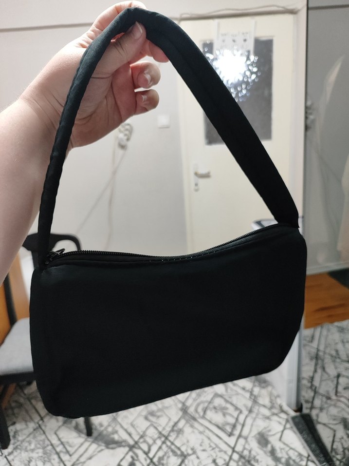 Siyah Minimalist Fermuarlı Kadın Çanta - Görsel 2