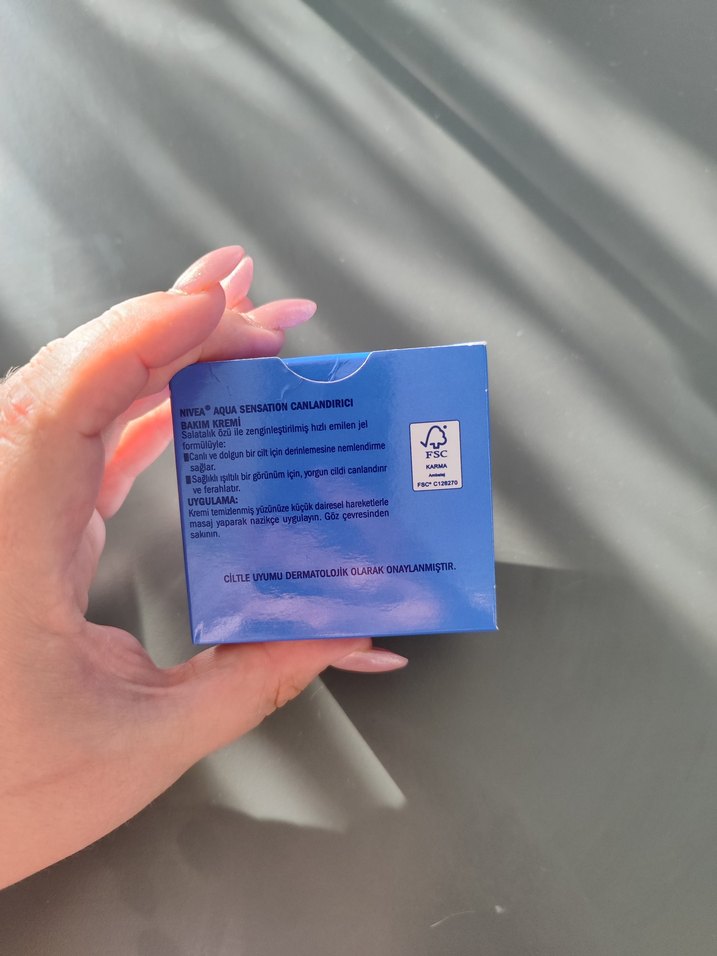 Nivea canlandırıcı yüz bakım kremi - Görsel 3
