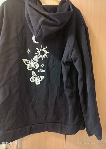 Kelebek Baskılı Siyah Kapüşonlu Sweatshirt