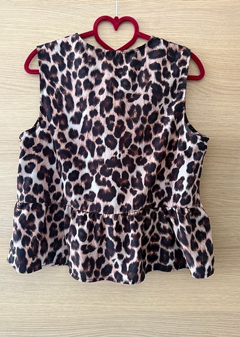 Trendyol & Milla Leopar Desenli Fırfırlı Bluz