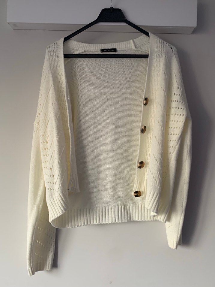 beyaz örgv yaka salaş hırka - Görsel 2