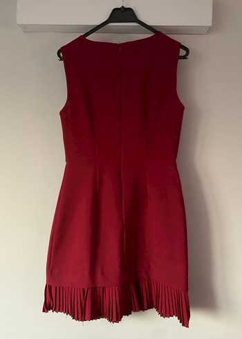 trendyol bordo pileli midi kolsuz elbise - Görsel 2