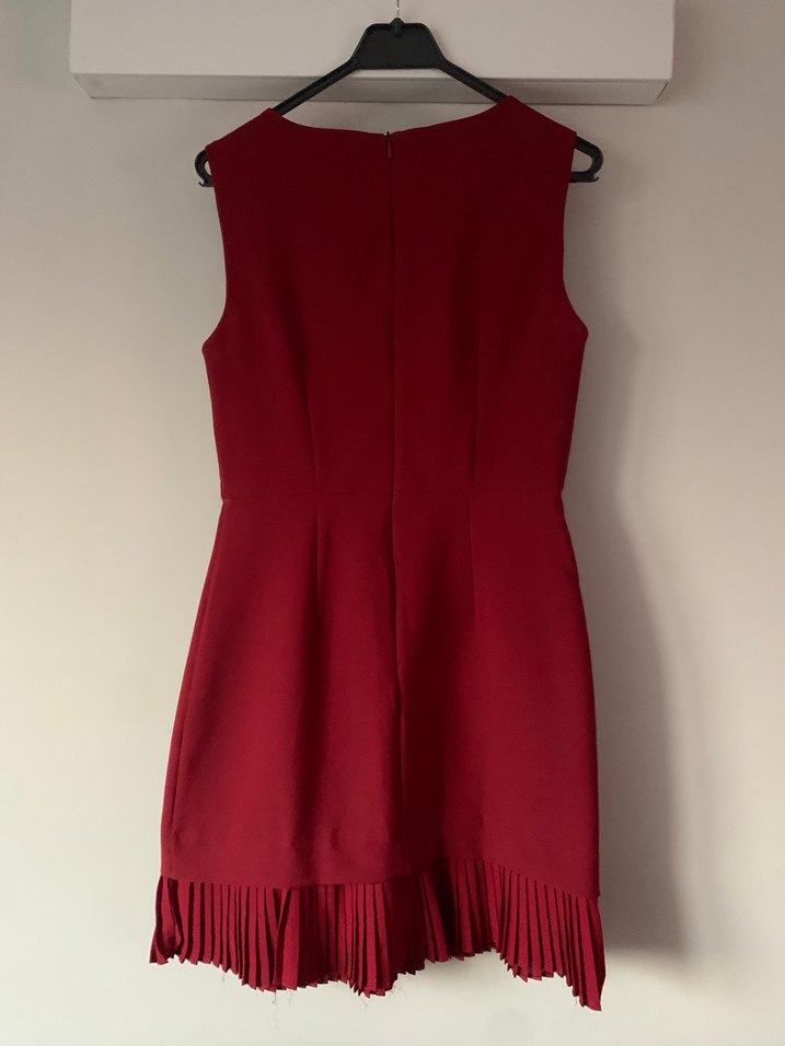 trendyol bordo pileli midi kolsuz elbise - Görsel 2