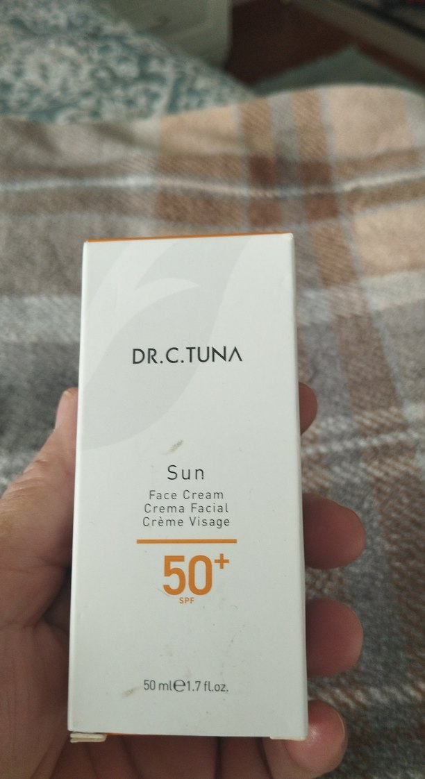 DR.C.TUNA Güneş Koruyucu Yüz Kremi SPF 50+ 50ml - Görsel 2