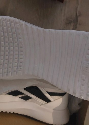 Reebok beyaz koşu ayakkabısı - Görsel 8