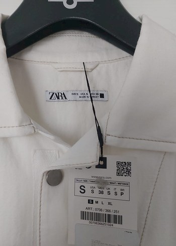 Beyaz Keten Düğmeli Kısa Kollu #Gömlek #ZARA - Görsel 2