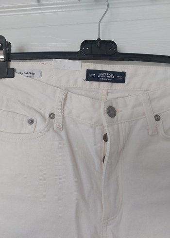 Düğmeli Beyaz Erkek #JACK&JONES #Kot Pantolon