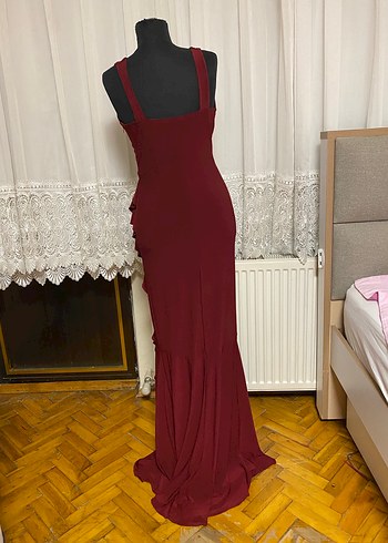 38 Beden bordo Renk Bordo volan detaylı Uzun Abiye Elbise