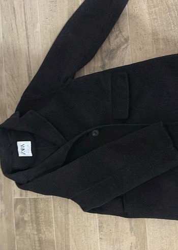 Koyu Gri Düğmeli Kaban - Görsel 3