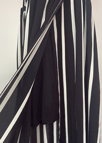 Çizgili Uzun Kadın elbise V Yaka - Görsel 3