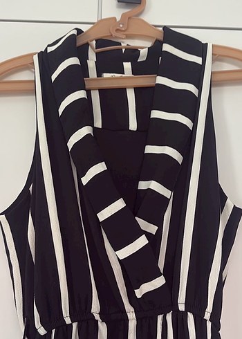 Çizgili Uzun Kadın elbise V Yaka - Görsel 2