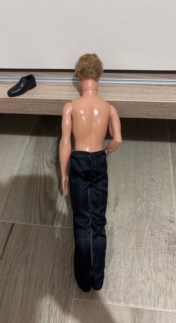 Siyah Pantolonlu Erkek Bebek Oyuncak - Görsel 2