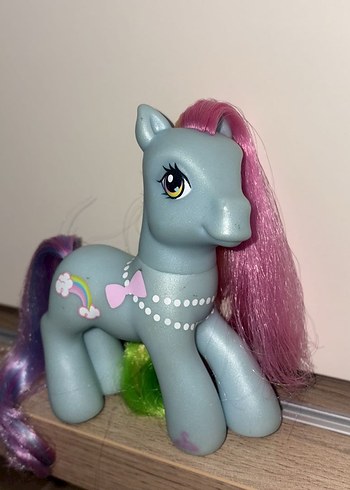 Pastel Renkli Gri At Figürü - Görsel 2