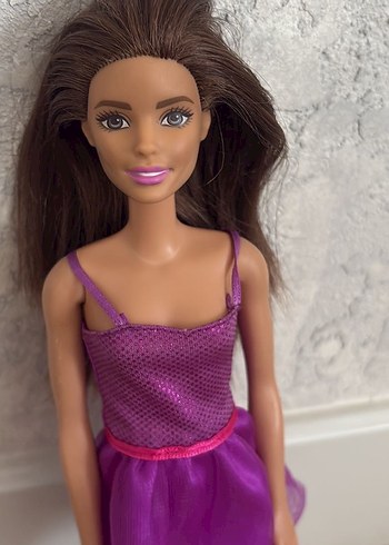 Parlak Mor Elbiseli Bebek - Görsel 2