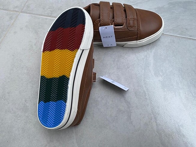 29 Beden 29 numara ayakkabı