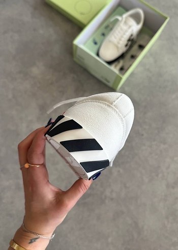 38 Beden beyaz Renk Off white