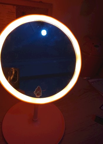 renk değiştiren Yuvarlak ayarlanabilir şarzlı Makyaj Aynası - Görsel 2