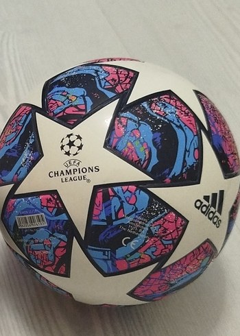 Adidas UEFA Champions League Futbol Topu