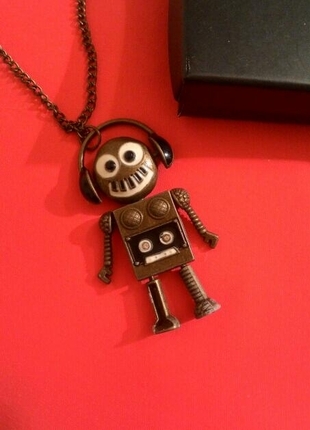 asos robot kolye