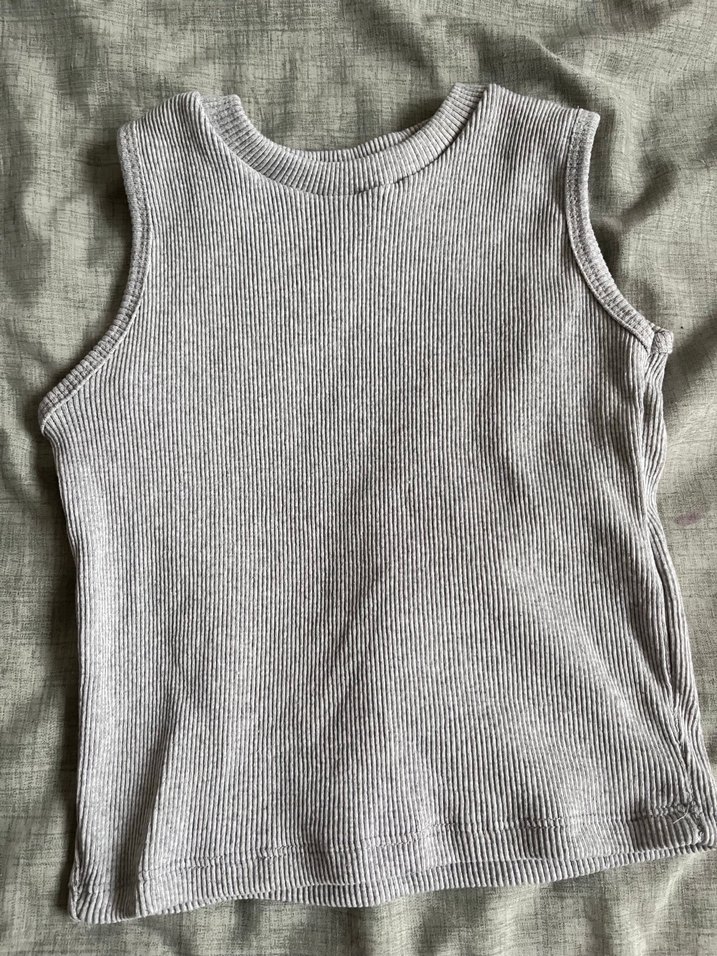 Gri Desensiz Crop Top - Görsel 2