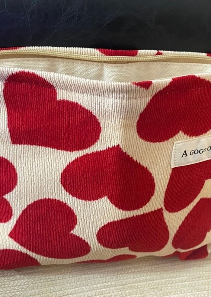 Kırmızı Kalp Desenli Fermuarlı Makyaj Çantası - Görsel 2