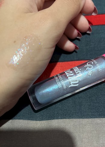 Parlak Çok Renkli Dudak Parlatıcısı - Görsel 2