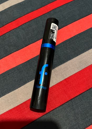 Koyu Mavi Maskara - Görsel 2