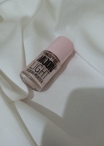 Pastel Aydınlatıcı