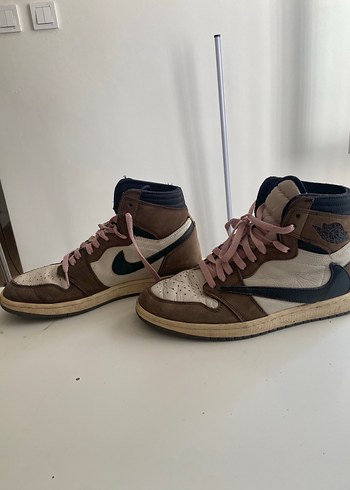 Air Jordan 1 High Travis Erkek