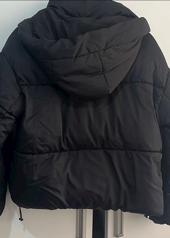 Siyah Fermuarlı Kapüşonlu Bershka Mont - Görsel 2