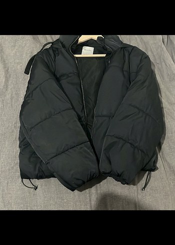 Siyah Fermuarlı Kapüşonlu Bershka Mont - Görsel 4