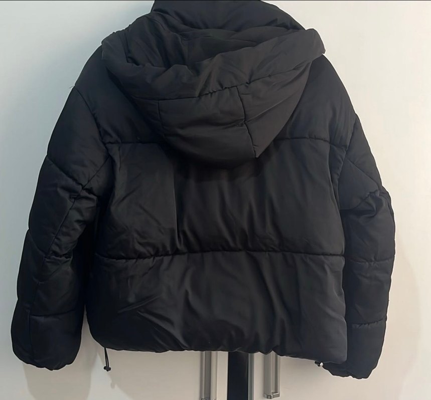 Siyah Fermuarlı Kapüşonlu Bershka Mont - Görsel 2