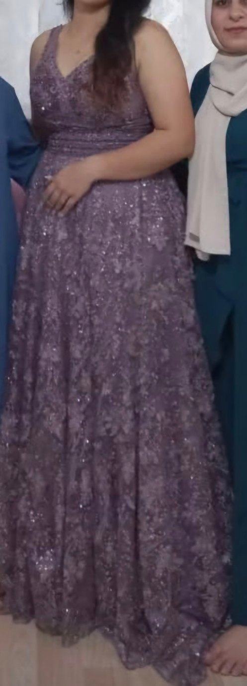 V Yaka lila mor alt tonda  Uzun Abiye Elbise - Görsel 2