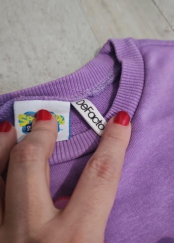 Mor Baskılı Kısa Sweatshirt - Görsel 3