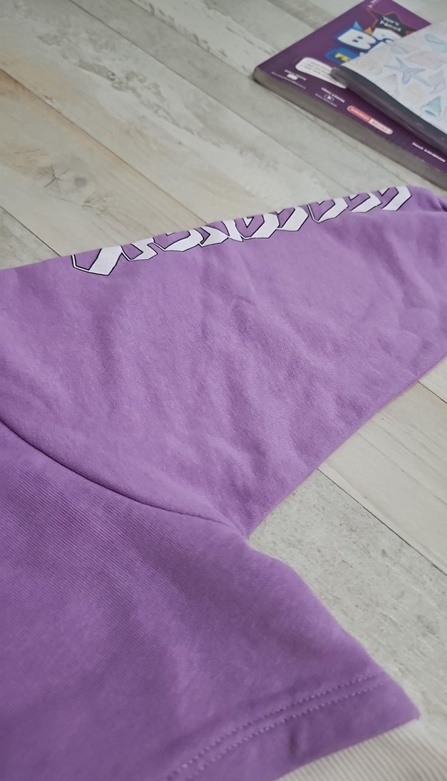 Mor Baskılı Kısa Sweatshirt - Görsel 5