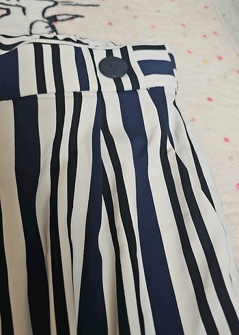Çizgili Pilili Kadın Kumaş Pantolon - Görsel 3