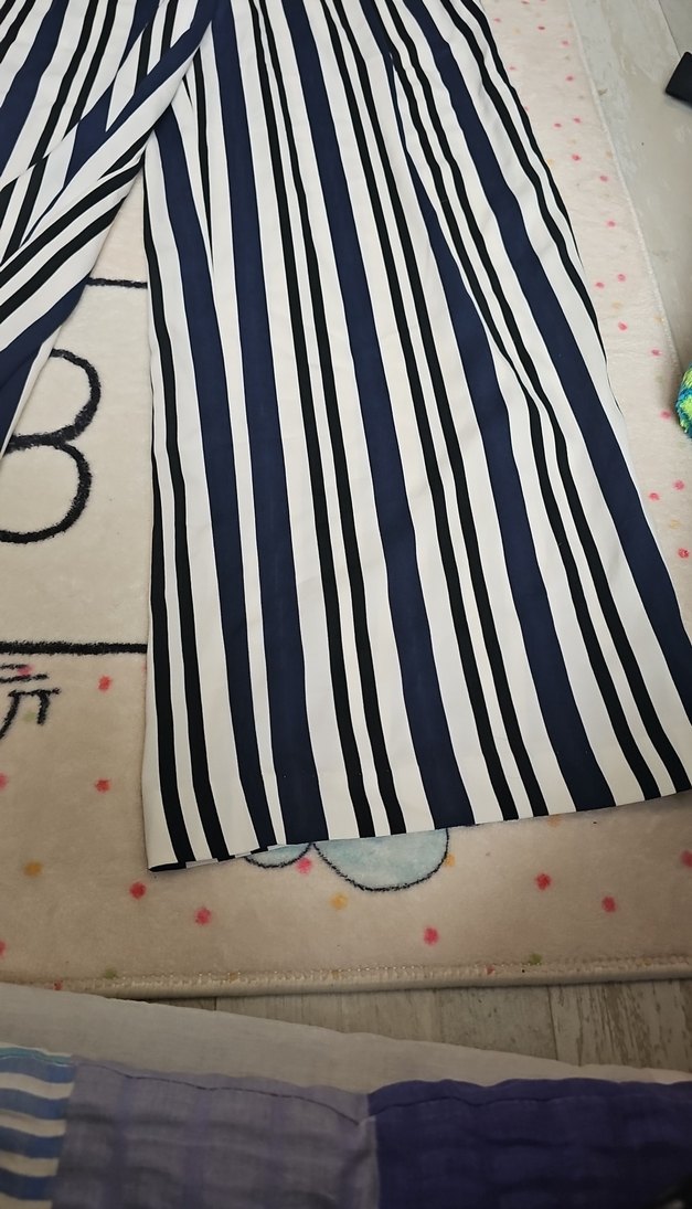 Çizgili Pilili Kadın Kumaş Pantolon - Görsel 2