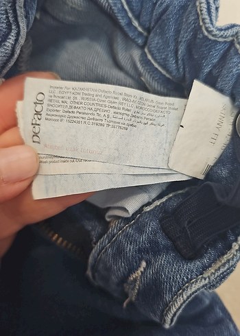 Renkli Nakışlı Kemerli Kız Kot Pantolon - Görsel 4