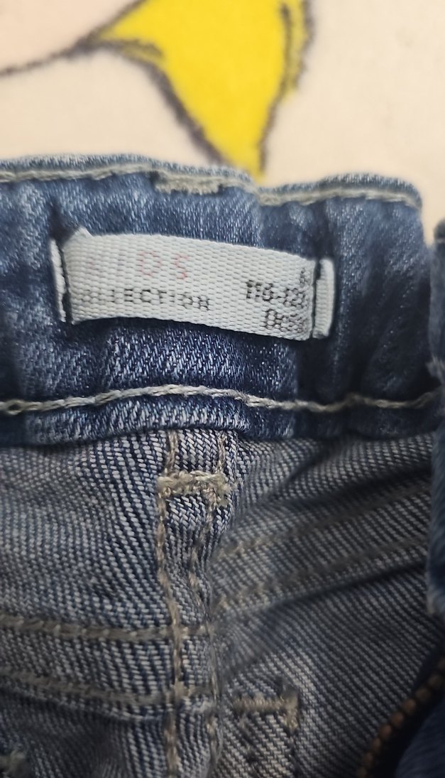 Renkli Nakışlı Kemerli Kız Kot Pantolon - Görsel 3