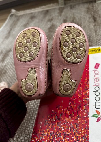 Kelebek Nakışlı Pembe Kız Bebek İlk Adım Ayakkabısı - Görsel 2